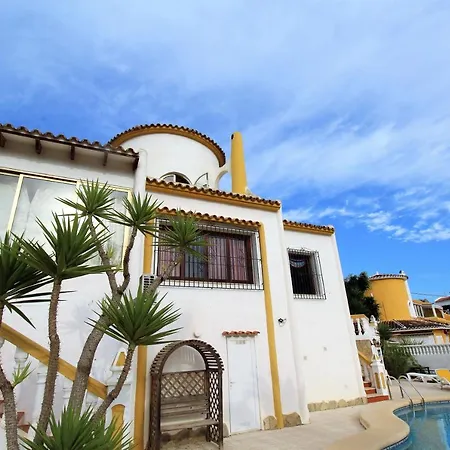 Nailencia Villa