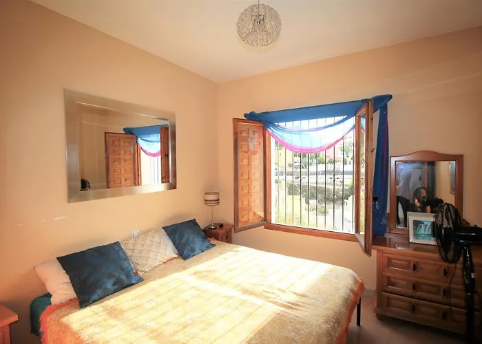 Nailencia كاليبي