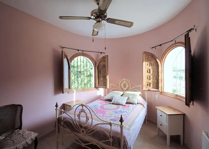 Nailencia * Кальпе